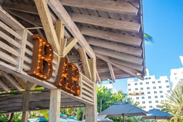 The Aqua Bar at The National Hotel Miami Beach